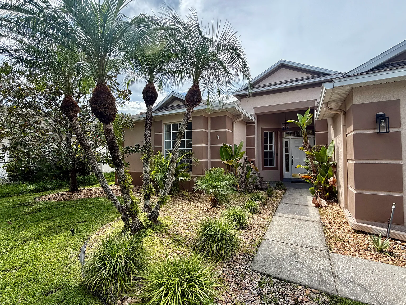 8228 Swann Hollow Drive — Photo 1
