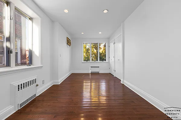 Rented by Signature Property Realty | media 25