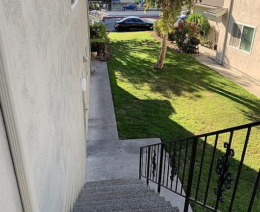 3rd image of 543 Avenida Del Platino