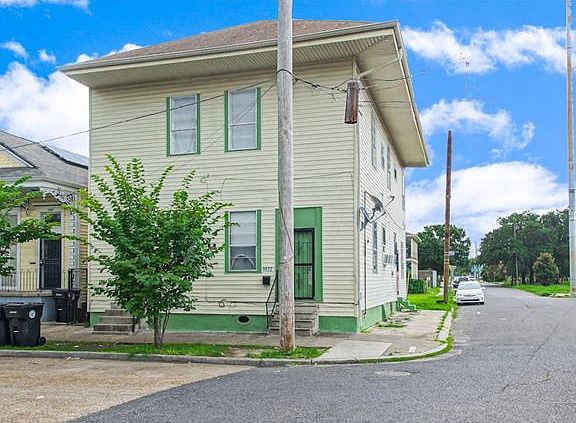 2nd image of 1630 S Liberty St