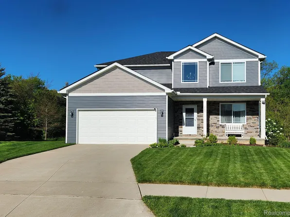 285 Beaver Run, Holly, MI 48442