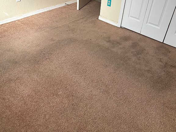 5th image of 1410 NW Juanita Pl