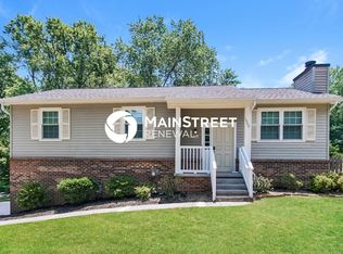 1900 Penwood Dr, Knoxville, TN 37922