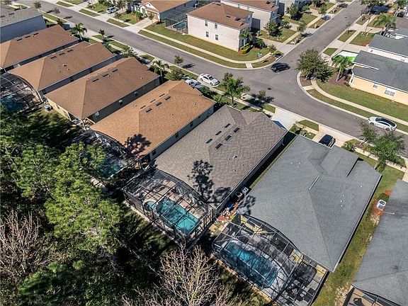 4th image of 4708 Blue Diamond St