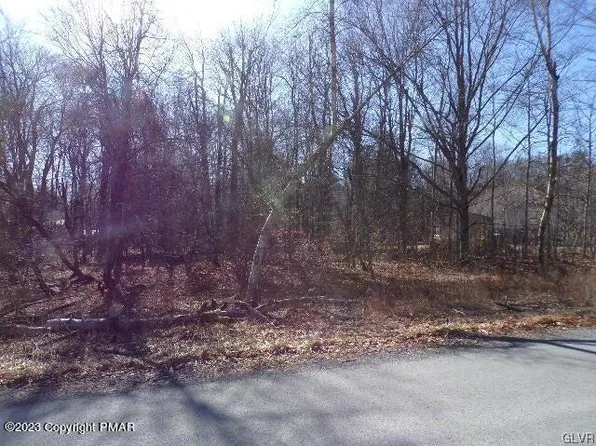 159 King Arthur Rd, Blakeslee, PA 18610