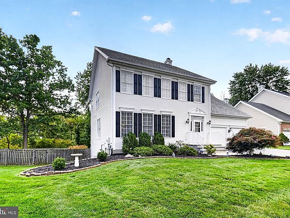 2nd image of 86 Chicory Ln