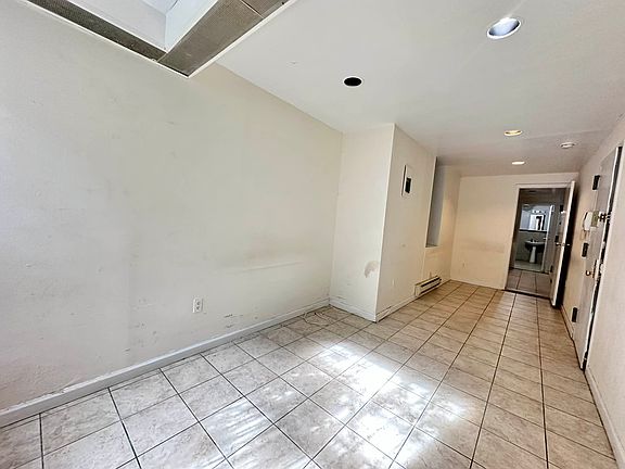 2nd image of 421 W 43rd St #Basement