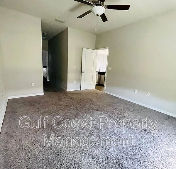 1700 NW 6th St — Photo 15