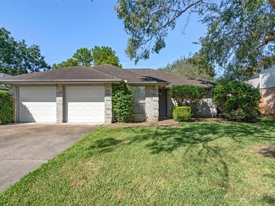 16619 Red Gully Dr, Sugar Land, TX, 77498