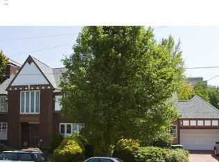 1010 SW Ardmore Ave, Portland, OR 97205