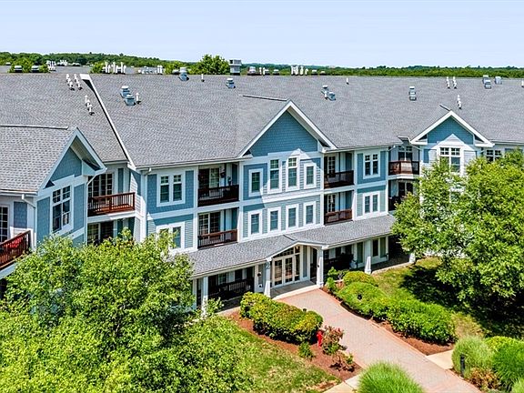 2nd image of 501 Commerce Dr Unit 2212