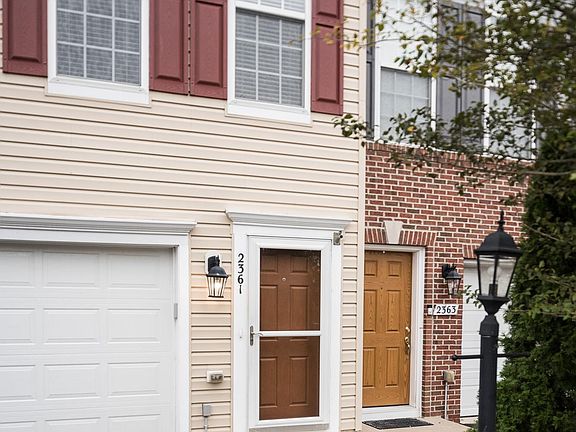 3rd image of 2361 Battery Hill Cir