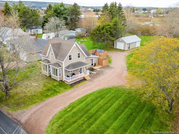 7 Richardson St, Sackville, NB E4L 4H7