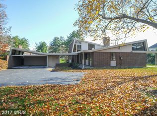 7 Stone Hollow Ct, Baltimore, MD 21208