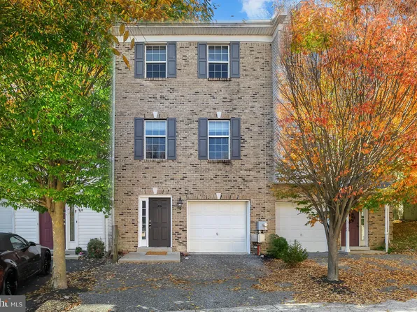 130 Pumpkin Patch Ln, Hockessin, DE 19707