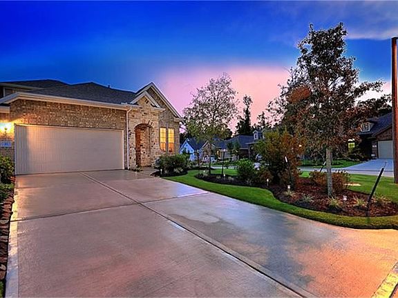 3rd image of 27 Hinterwood Way