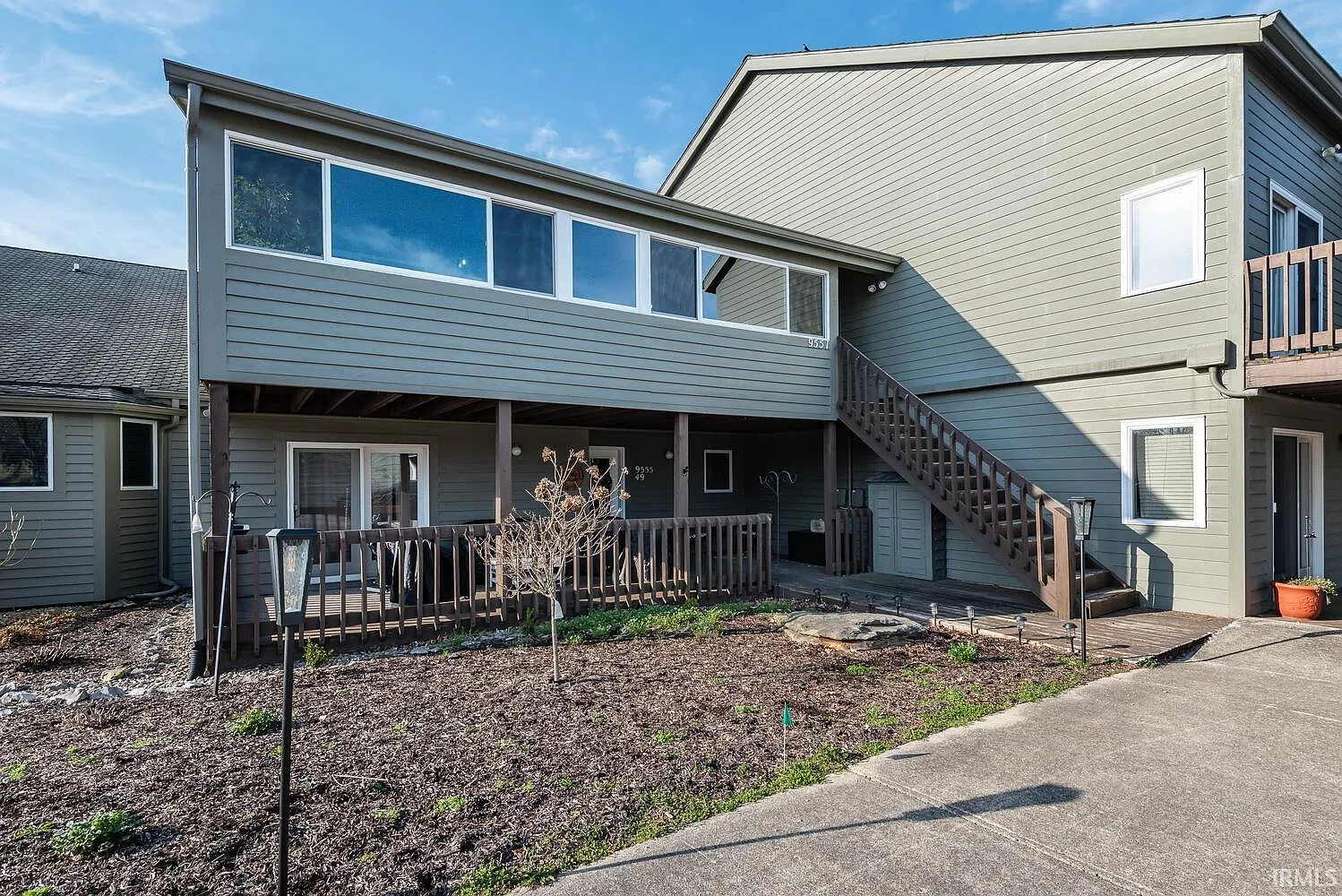 9551 S Harbour Pointe Dr photo 1