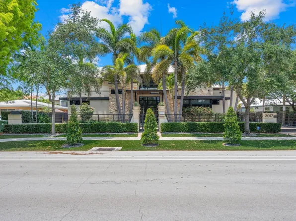 2017 Bayview Drive, Fort Lauderdale, FL 33305