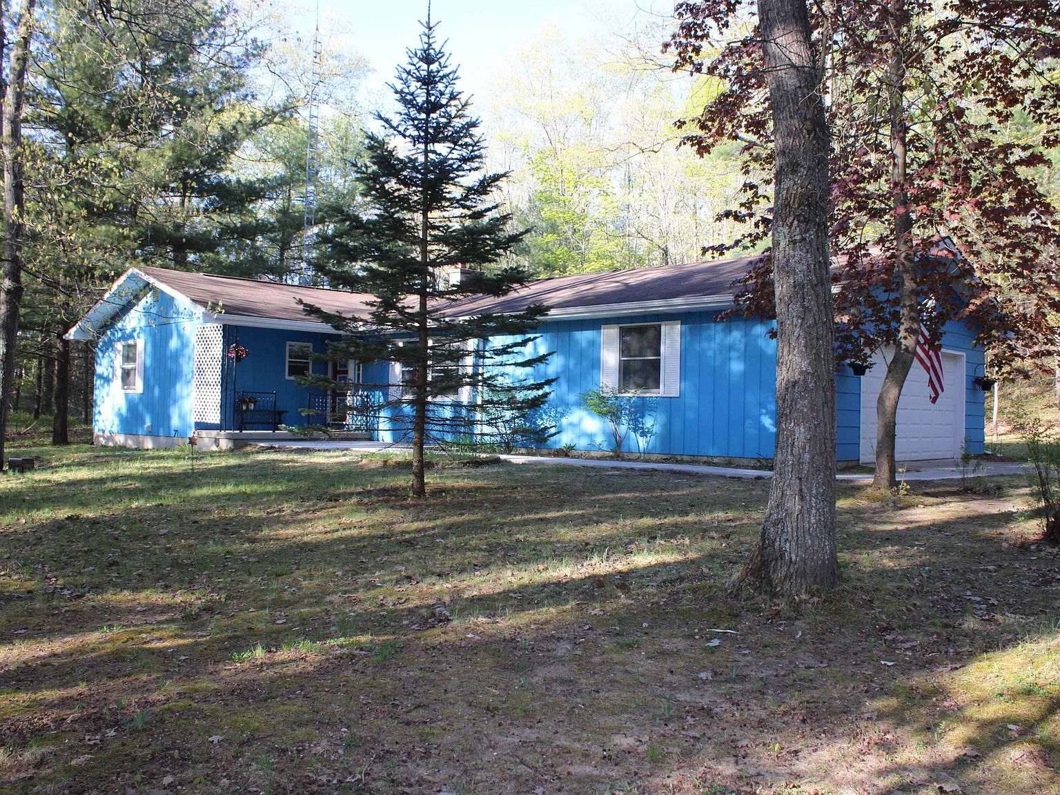 979 Rennie Lake Rd, Traverse City, MI 49696 Zillow