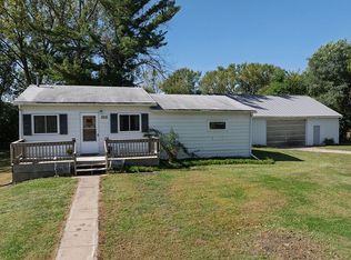 305 Marion Rd N, Central City, IA 52214