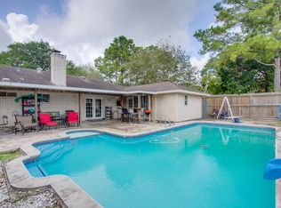 3217 Stratford St, Pearland, TX 77581
