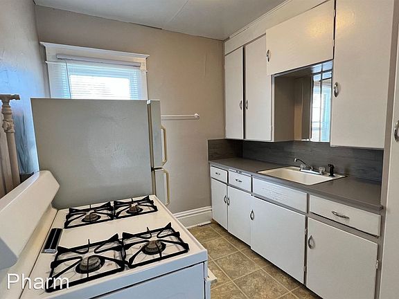 4th image of 839 Turner Ave NW APT 3