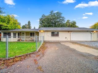 2916 Heather Ln, Redding, CA