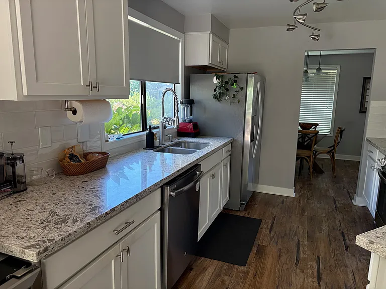 7855 SW Gentle Woods Dr — Photo 8