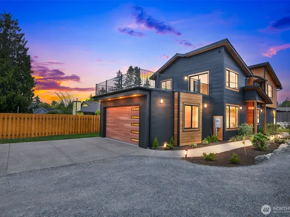 2745 Mountain View Avenue W, University Place, WA 98466