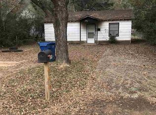 1009 E Duval St, Troup, TX 75789