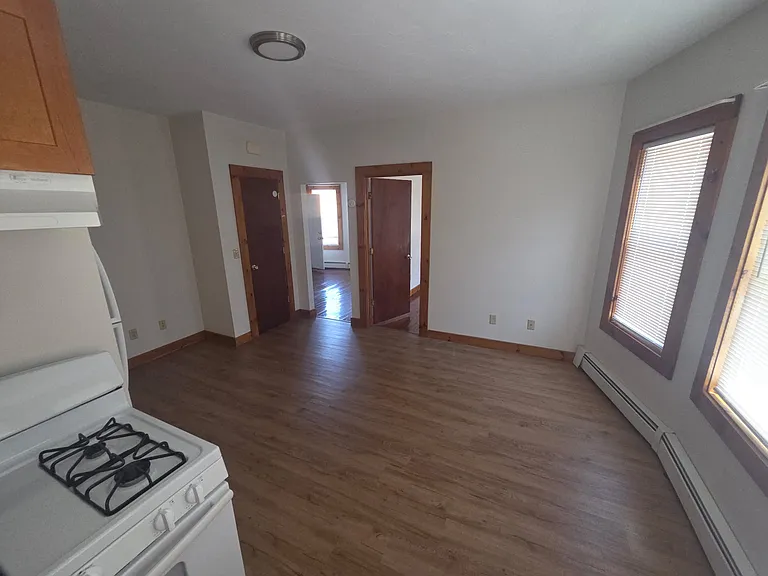 146 Arnold St #2 — Photo 7