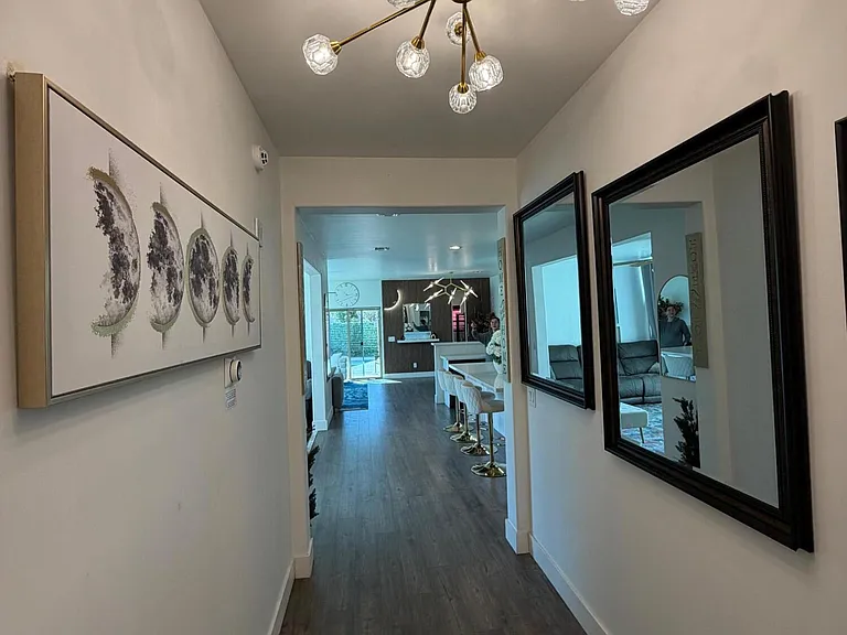 1507 E Apollo Rd — Photo 3