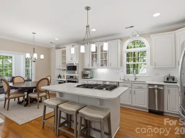 5210 Addington Ct, Charlotte, NC 28277