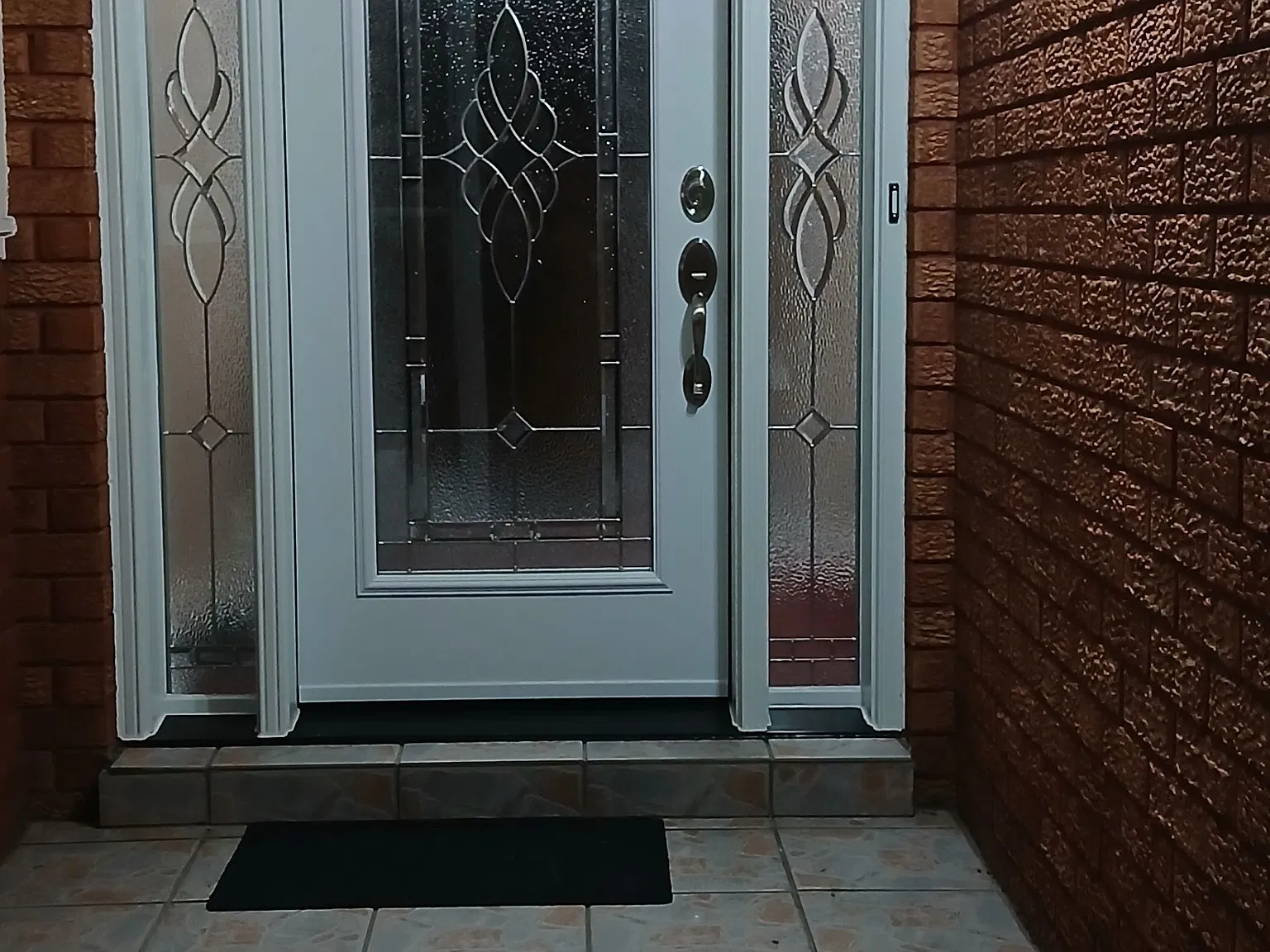 3 bed, $3,975 — Photo 3