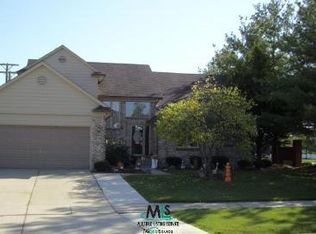 51004 Pinewood, Macomb, MI 48044