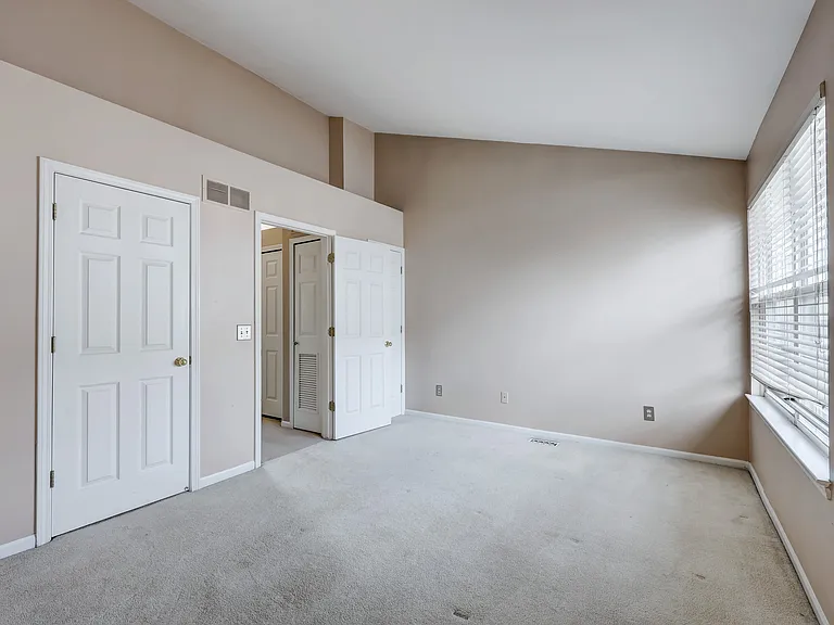 159 N Georgetown Sq — Photo 12