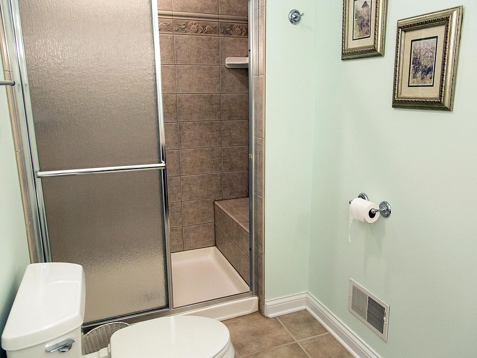 1st image of 785 John Ct