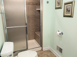 785 John Ct, Lake Zurich, IL 60047