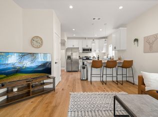 1202 N Ardmore Ave, Los Angeles, CA 90029