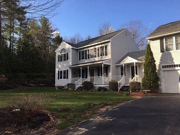 Main house for lease. 
Owner occupied apartment above the Garage with seperate private entrance