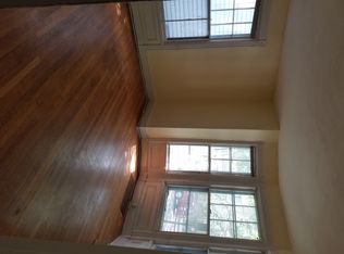 96 Green St, Kingston, NY 12401