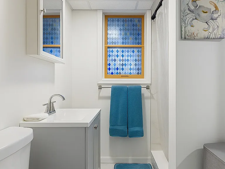 60 Garden Ave #2 — Photo 2
