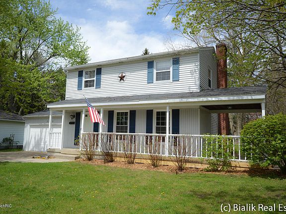 2nd image of 3885 Cheyenne Dr SW