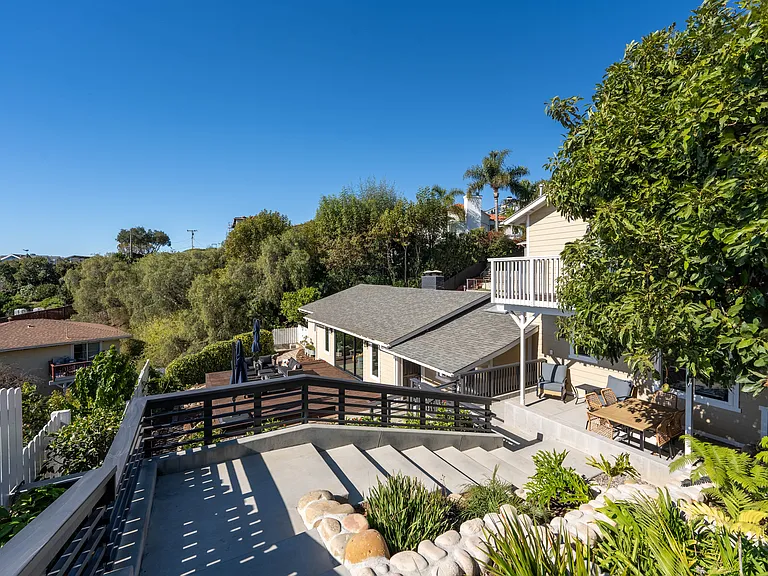 1948 Sunset Dr — Photo 49