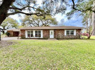 914 Lee Ave, Crystal Springs, MS 39059