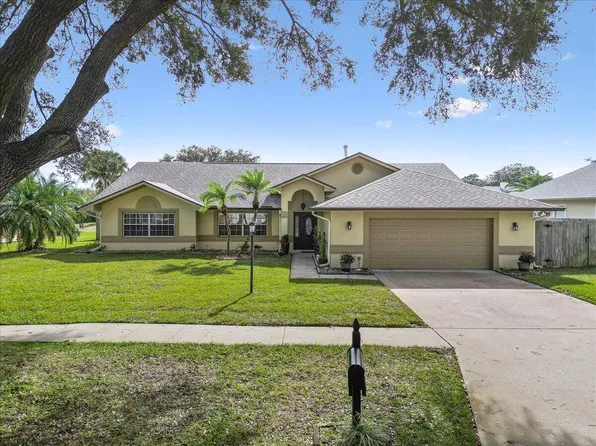 3475 Fort Sumter St, Melbourne, FL 32934