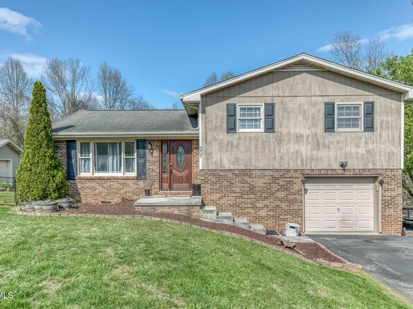 307 Sawyer Cir, Bluff City, TN 37618