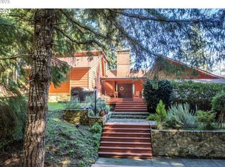 61577 Wriston Springs Rd, Coos Bay, OR 97420