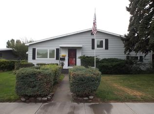 622 Avenue J, Powell, WY 82435