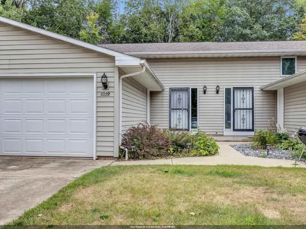 3560 S Timber Trl #3, Suamico, WI 54173